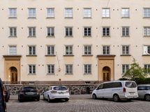 Julkisivu, talo ulkoa