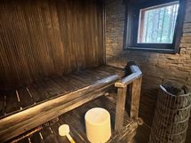 Huvilassa sähkölämmitteinen sauna