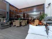 Lataamon katettu terassi