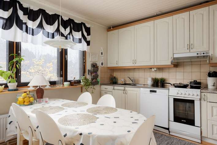 Omakotitalo, OKT 4h,k,s,at, 104/134 m², Säynätsalo - Näkymä 4