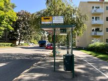 Bussipysäkki Isokaari 13 kohdalla