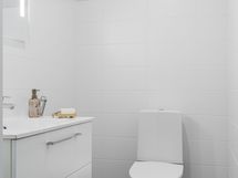 Yläkerran erillis-wc