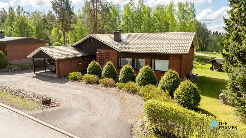 Omakotitalo, Keittiö, olohuone, 4 x mh, wc, kph, sauna, vh,, 119,5/153,5 m², Viinikka, Parkano