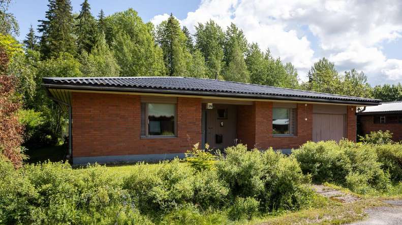 Omakotitalo, 3mh, oh, th, k, kph, s, wc, at, 119 m², Mielakka, Kouvola