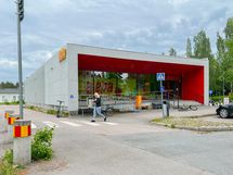 Kodilta kävelee alle 5 minuutissa lähimpään ruokakauppaan