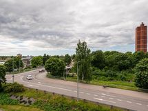 Parvekenäkymä vesitornille