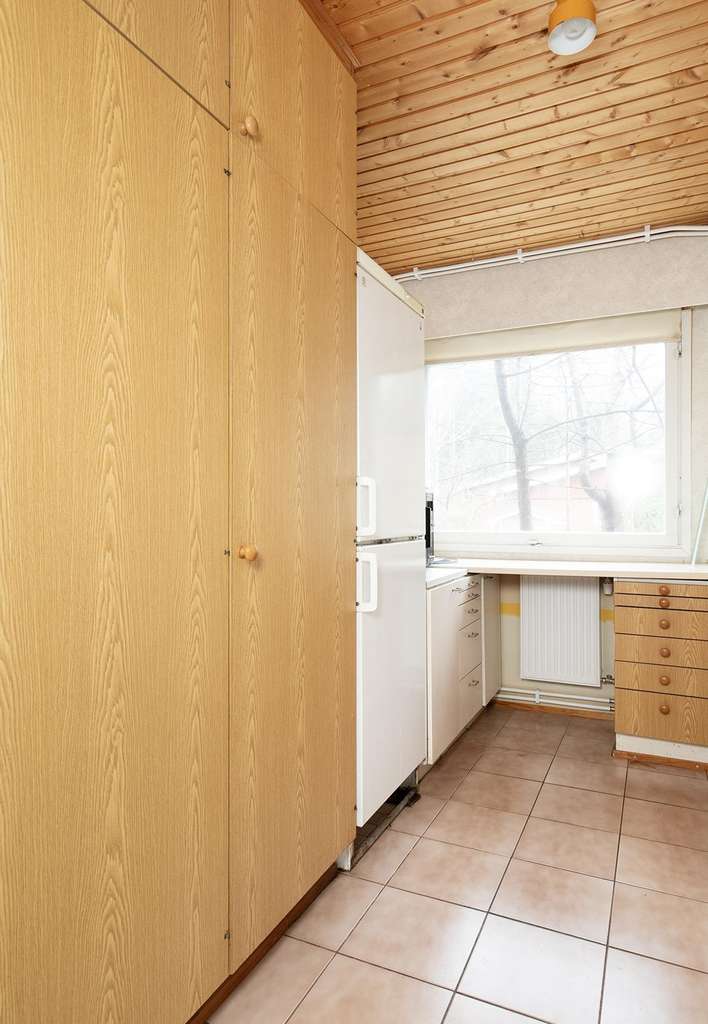 Omakotitalo, 4h,rt, th, k, s, kph, wc, 130/194 m², Uus-Lavola – pohled 4