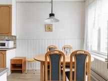 keittiön ruokailutila