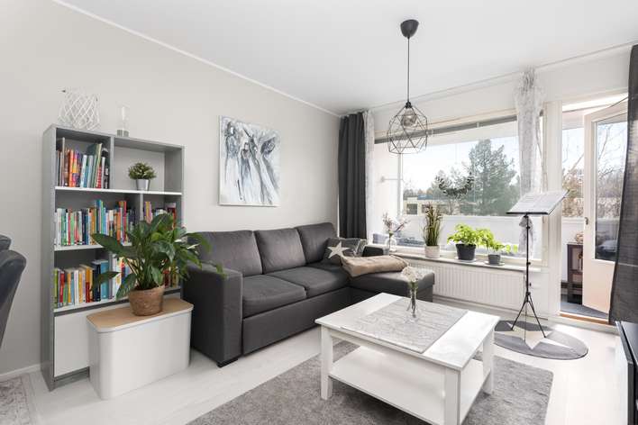 Kerrostalo, 3h+k+kph+erill.wc+las.parv, 70 m², Matinkylä, Espoo