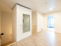 portaat alakertaan