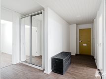 Säilytystila eteisestä ei lopu kesken