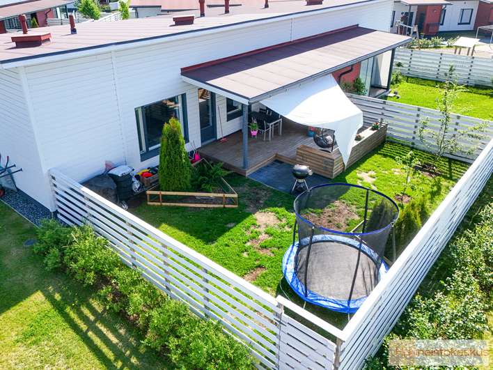 Rivitalo, oh,k,2mh,kph,s,khh,vh,wc,terassi,piha,autokatos ja pistokepaikka, 82,5 m², Saaristokaupunki, Kuopio