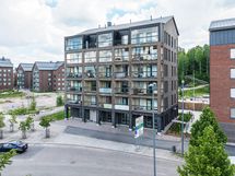 Tyylikäs ja moderni julkisivu
