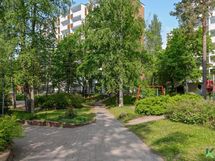 Rauhallinen, suojaisa sisäpiha