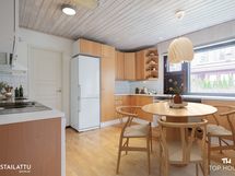 Digistailattu tilava keittiö