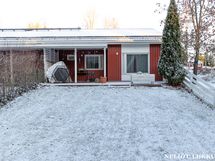 Iso takapiha mistä käynti metsään