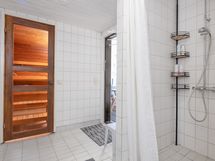 kylpyhuoneesta kulku vilpolaan