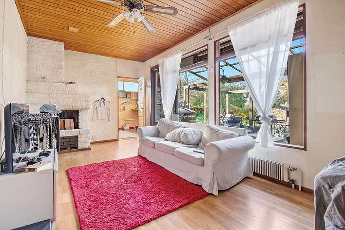 Omakotitalo, 4h+k+takkahuone+ph+kph+s+autotalli/varasto, 148/182 m², Finby - Näkymä 3