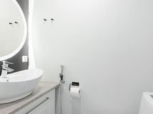 WC YLÄKERRASSA