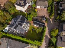 Upea suojaisa oma tontti