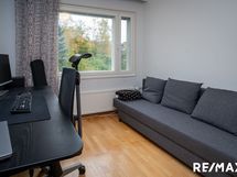 Työhuone/makuuhuone