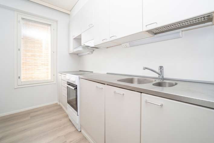Kerrostalo, 3h, k, s, p, 64,5 m², Rajakylä