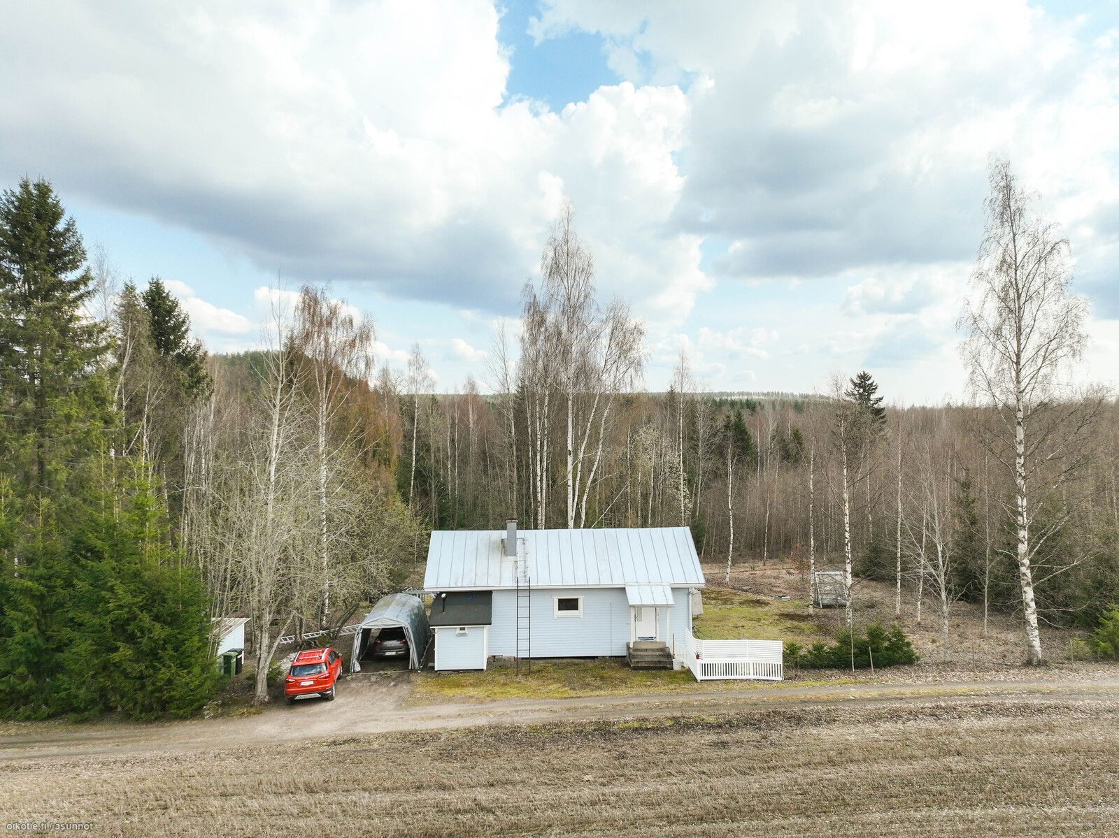 50 m² Leppälammintie 62, 16800 Hollola 2h, tupakeittiö, kph, sauna,  komposti WC, puuvaja, huvimaja, puucee – Oikotie 17263306 – SKVL