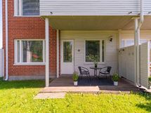 katoksen alla vaikka sateella