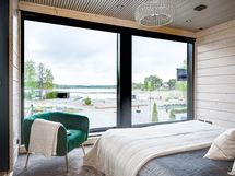 Master bedroomin merinäköala