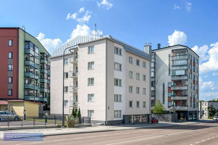 Kerrostalo, 3h + k + vh + lasitettu parveke, 72 m², Keskusta
