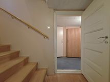 Kellarikerros - portaikko