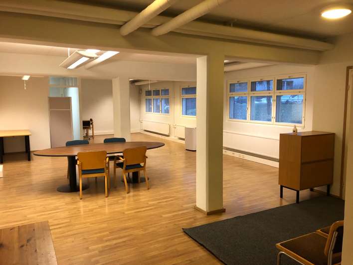 Liiketila, 95 m², Pukinmäki, Helsinki