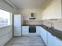 Hilllityn tyylikäs keittiö.