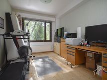 Työ/makuuhuone