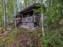 Savusauna/grillikatos rannan suunnalta