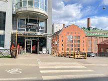 Hämeentiellä on useita kivoja ravintoloita ja kahviloita.