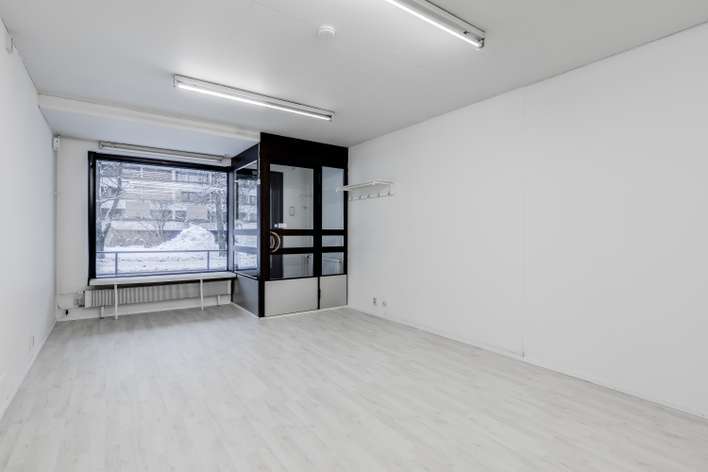 Liiketila, 39 m², Pukinmäki, Helsinki
