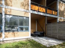 Olohuone jatkuu terassina