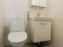 Erillinen wc.