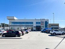 Lähikauppaan on muutaman minuutin kävely