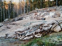 Tontin muokkauksesta kuvia