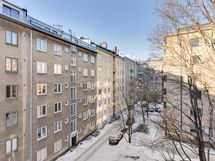 Näkymä kulmamakuuhuoneen ikkunasta