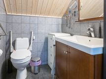 Erillinen wc / Separat wc, 2 kerros / våning