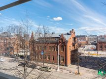 Näkymät olohuoneen ikkunasta
