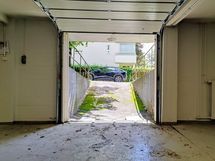 Nosto-ovi noin 2,2x2,2m