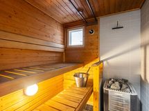 Saunasta löytyy puukiuas