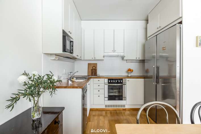Kerrostalo, 2h+k+kph+s+las.parveke, 55 m², Niittykumpu, Espoo