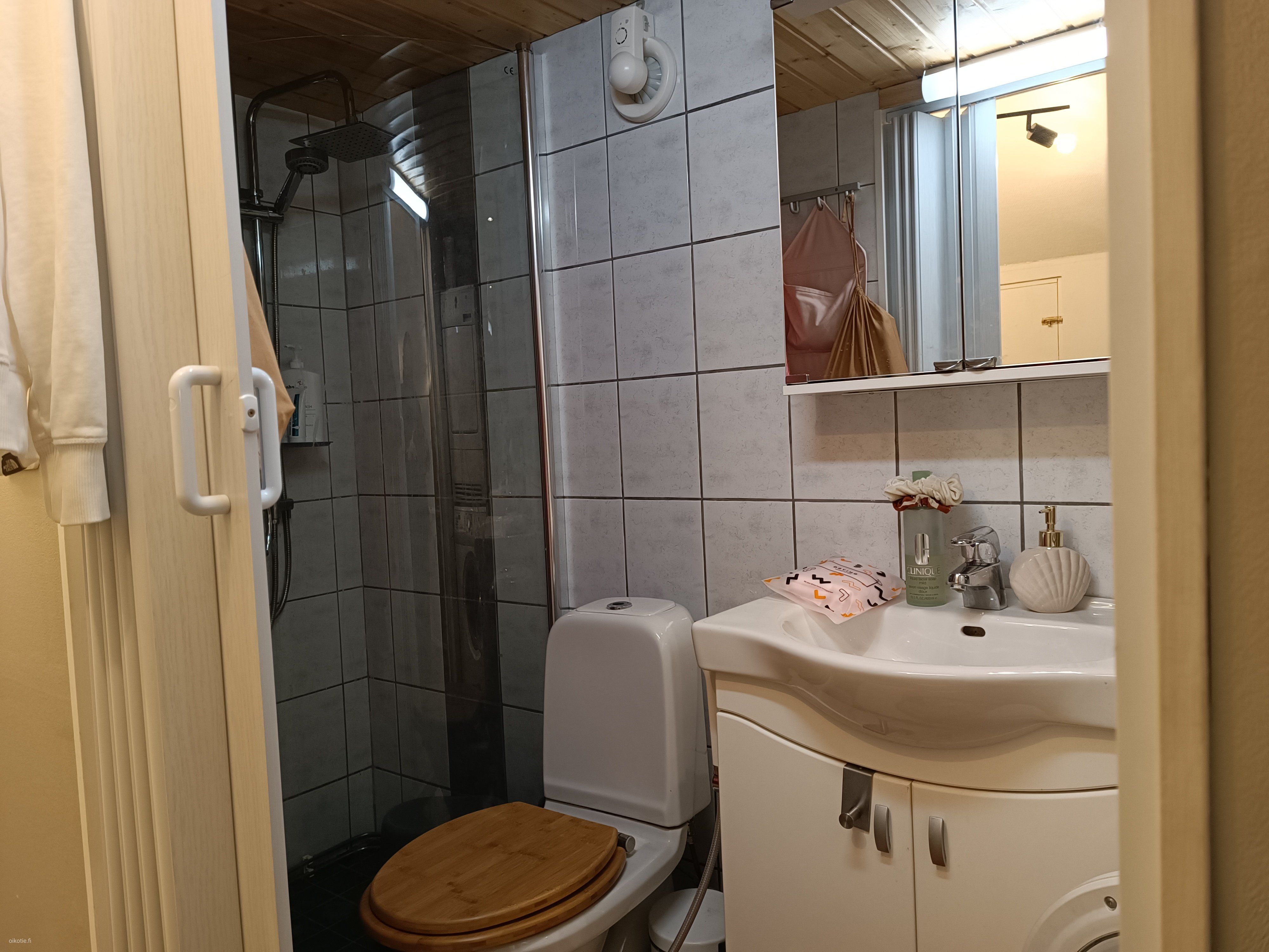 Omakotitalo, 3h + k + s, 86 m², Kivikko - Lisää