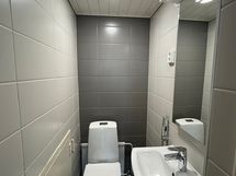 Putkiremontissa uusittu wc.