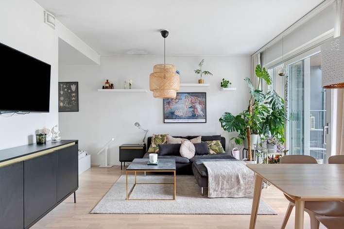 Kerrostalo, 1h, kt, kph ja lasitettu parveke, 36,5 m², Hakuninmaa, Helsinki